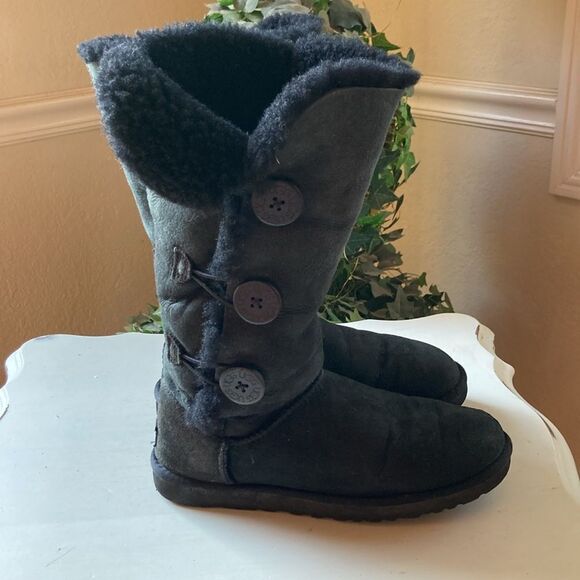 Ugg Bailey Triplet Button Tall Black Wash Black Snow Boots # 1874 Women’s Size 8 - Picture 1 of 16